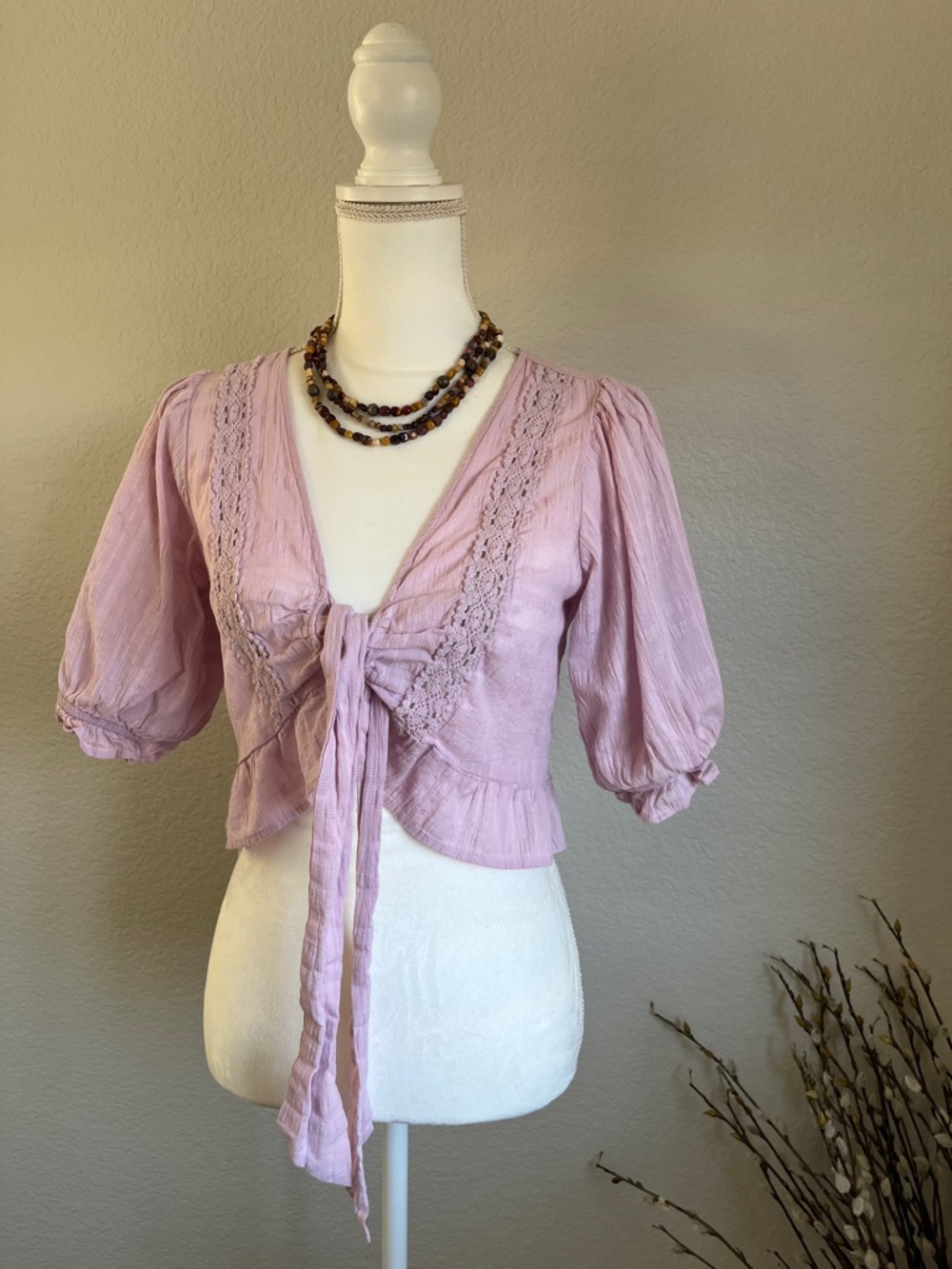 Timing Lavender Tie-Front Puff Sleeve Blouse